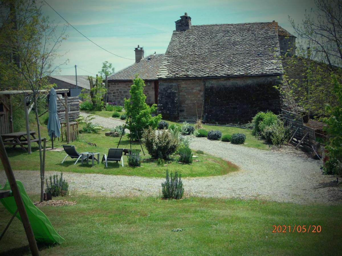 Gite De Rouviac Villa Castelnau-Pegayrols Exterior photo